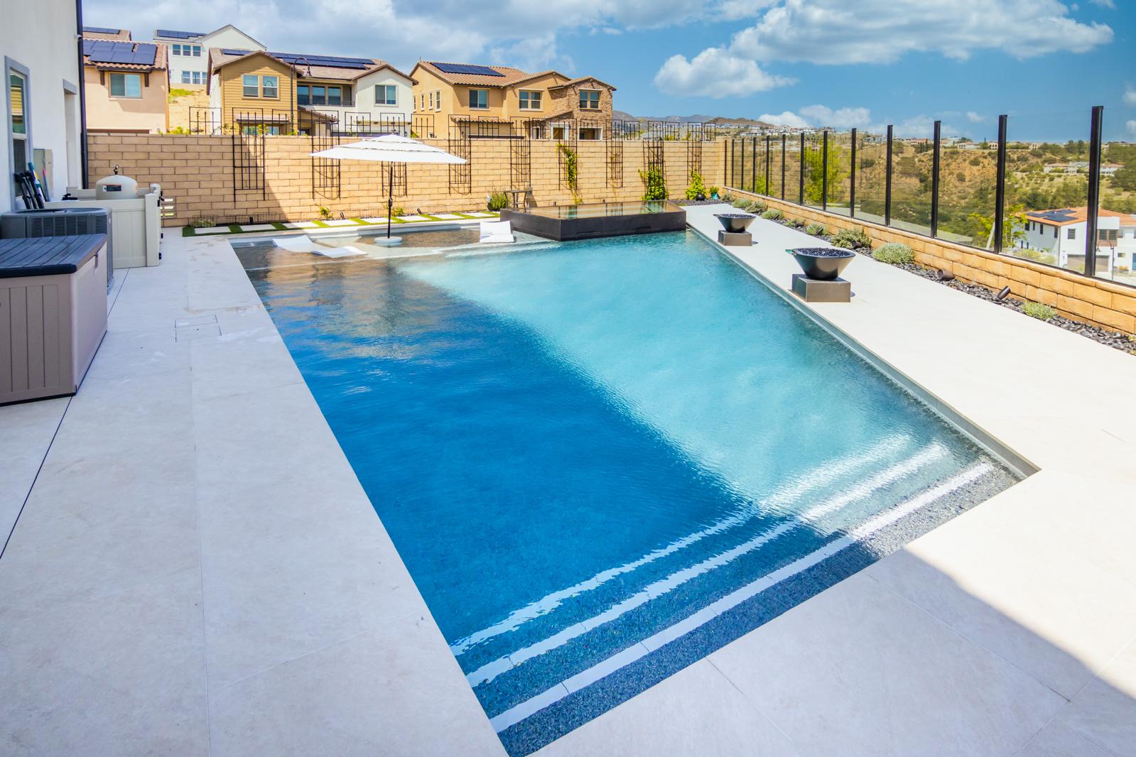 Custom pool and spa project with mountain backdrop in Sterling Ranch by Pool Masters LA — photo 3